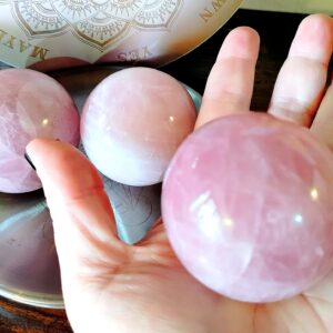SFERE IN QUARZO ROSA
