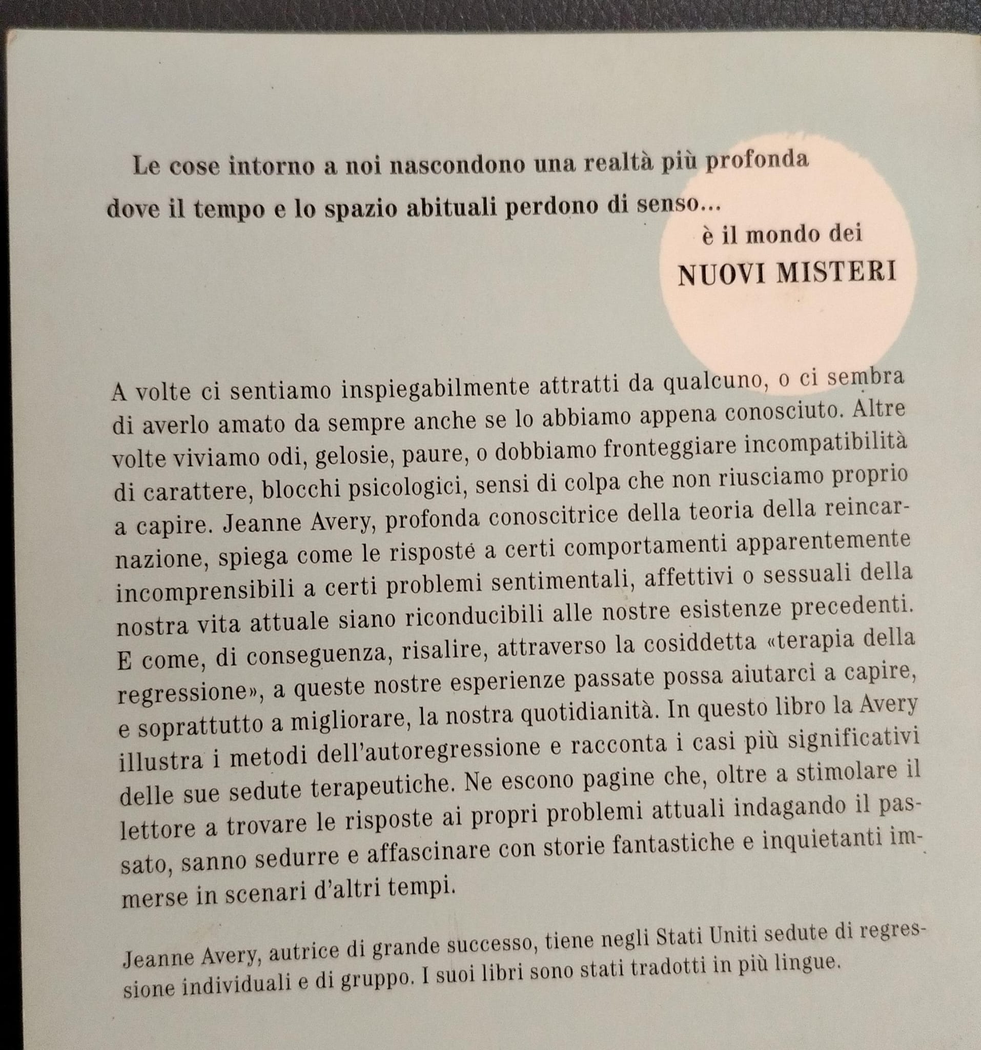 Libro VITE PASSATE, AMORI PRESENTI (usato) - immagine 2