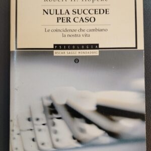 Libro NULLA SUCCEDE PER CASO (usato)
