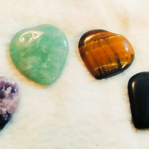 Cuoricini di pietra naturale